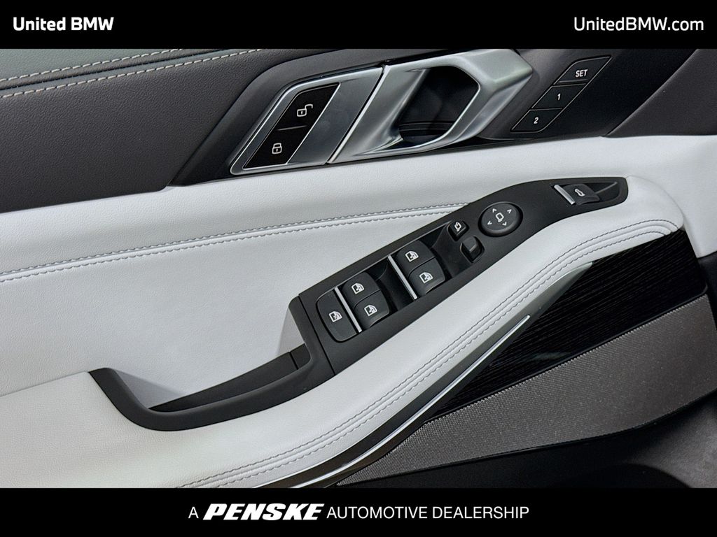 Thumbnail: 2026 BMW X5 - 3