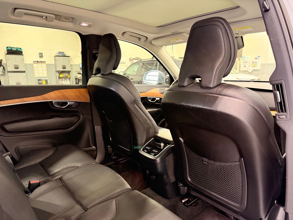 Thumbnail: 2023 Volvo XC90 - 26