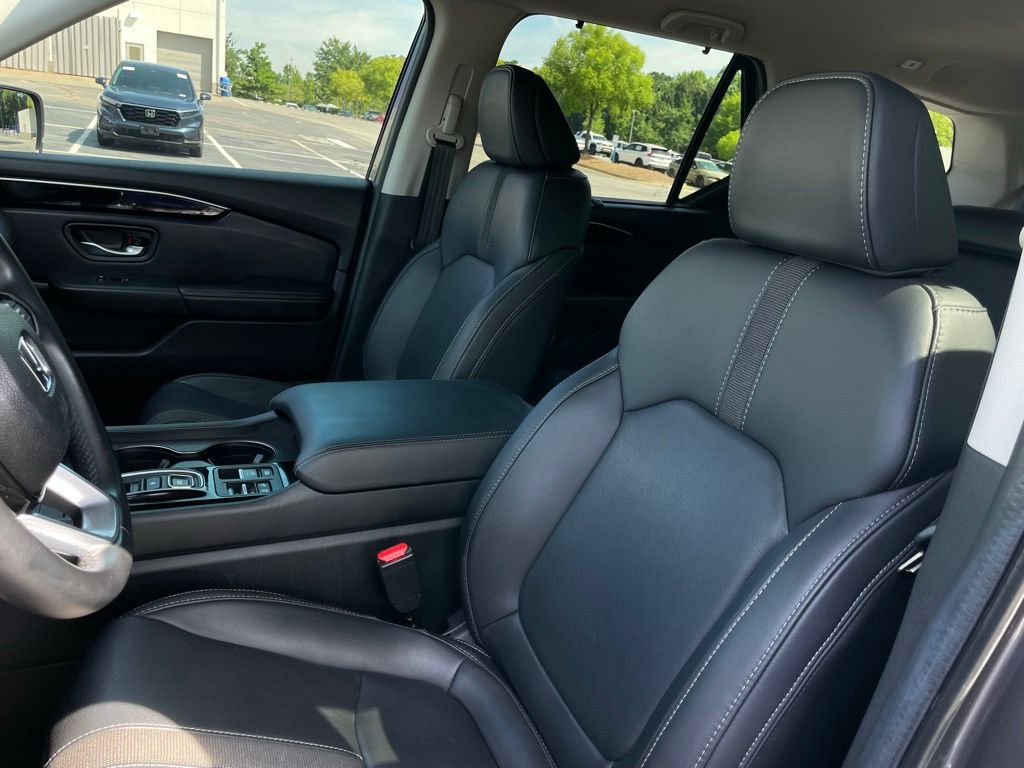 Thumbnail: 2025 Honda Pilot - 26