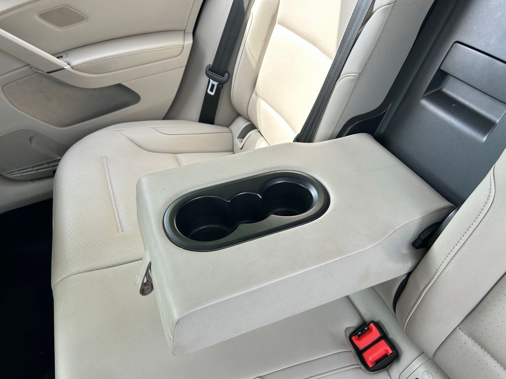 2015 Volkswagen e-Golf SEL Premium 32