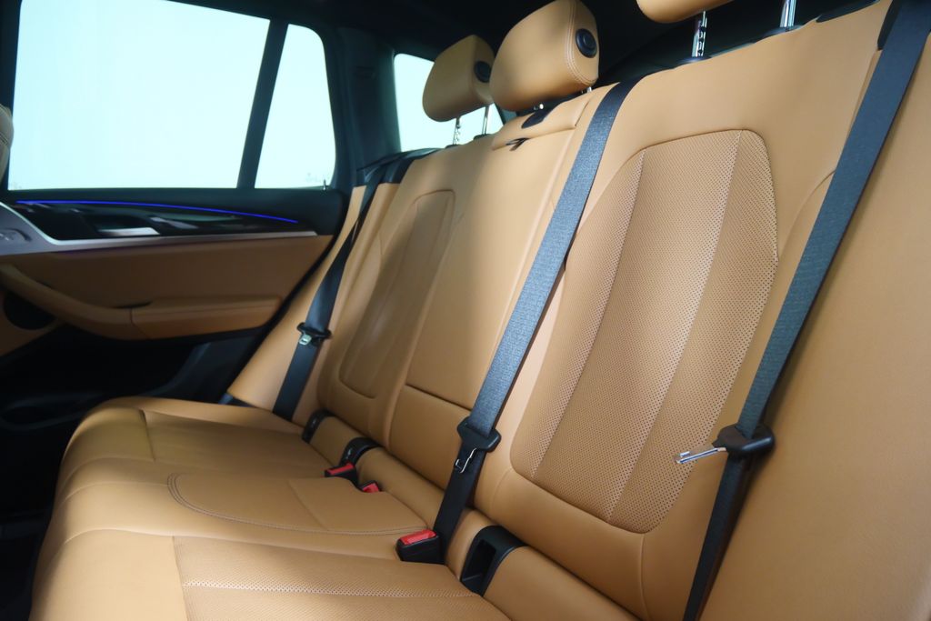 Thumbnail: 2022 BMW X3 - 16