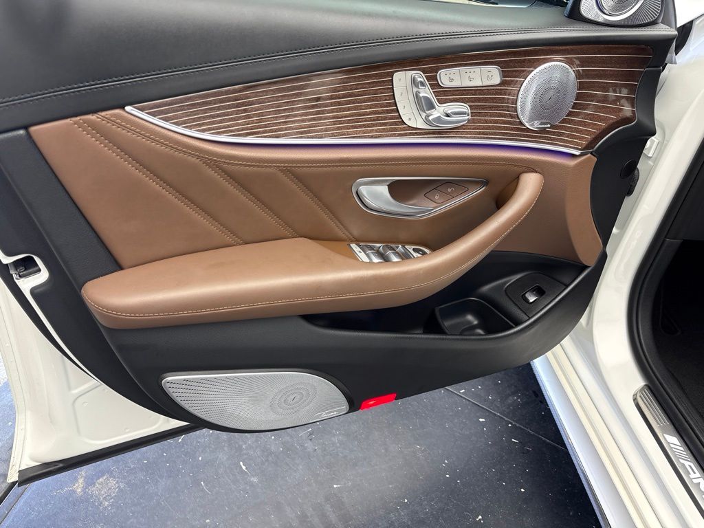 Thumbnail: 2018 Mercedes-Benz E-Class - 13