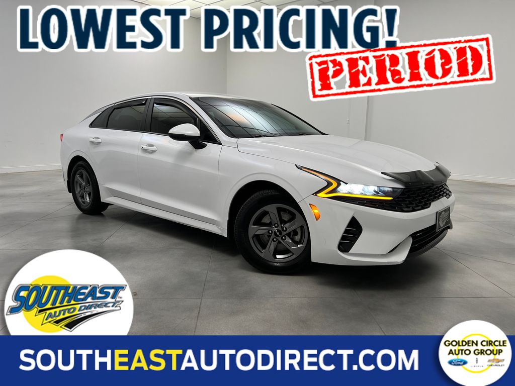 Glacial White Pearl 2022 Kia K5 LXS FWD Sedan Front-Wheel Drive 8-Speed Automatic