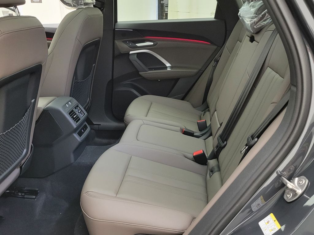 Thumbnail: 2026 Audi Q5 - 23