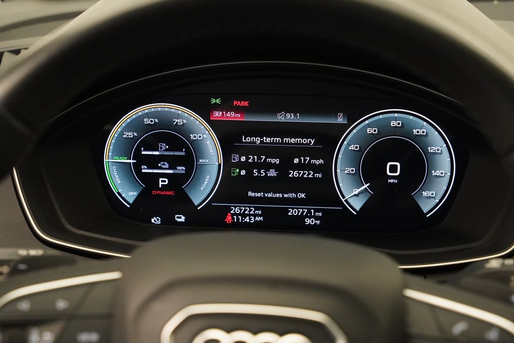 Thumbnail: 2023 Audi Q5 - 10