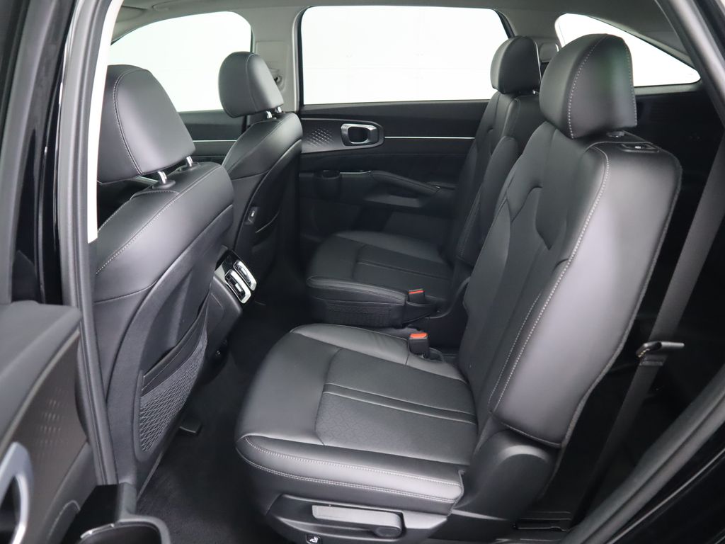 2023 Kia Sorento SX 22