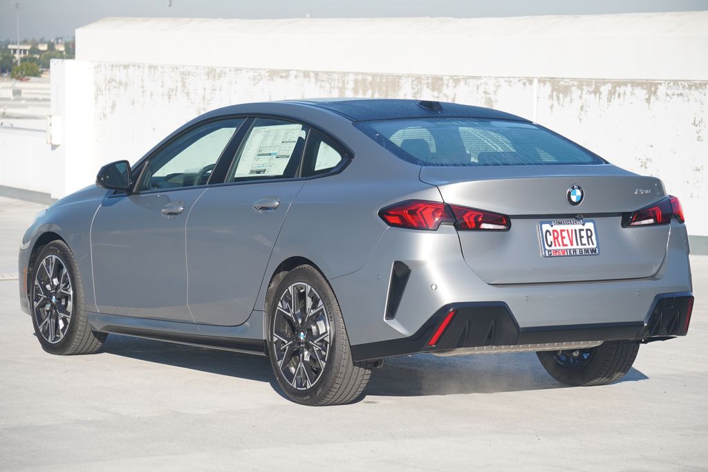 Thumbnail: 2026 BMW 2 Series - 7