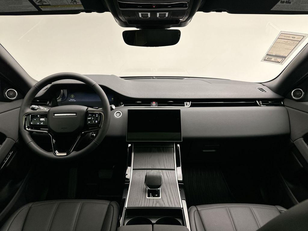 Thumbnail: 2026 Land Rover Range Rover Evoque - 8