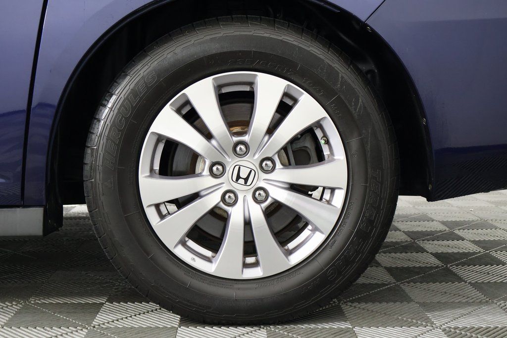 Thumbnail: 2014 Honda Odyssey - 17