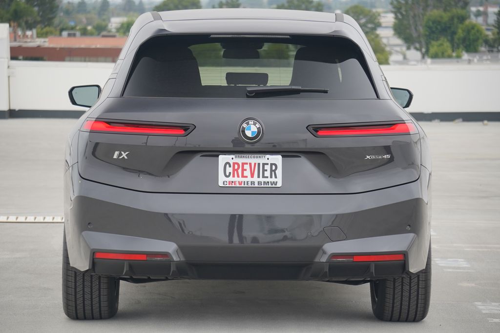 Thumbnail: 2026 BMW iX - 6