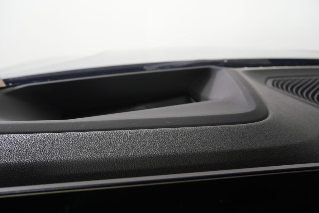 Thumbnail: 2023 BMW 3 Series - 20