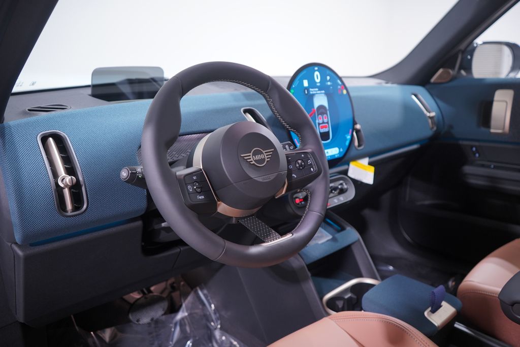 2025 MINI Cooper Countryman Signature 6
