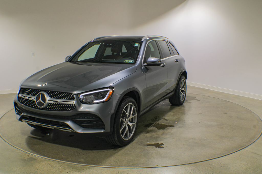 Graphite Gray Metallic 2022 Mercedes-Benz GLC 300 SUV 4MATIC SUV / Crossover All-Wheel Drive 9-Speed Automatic