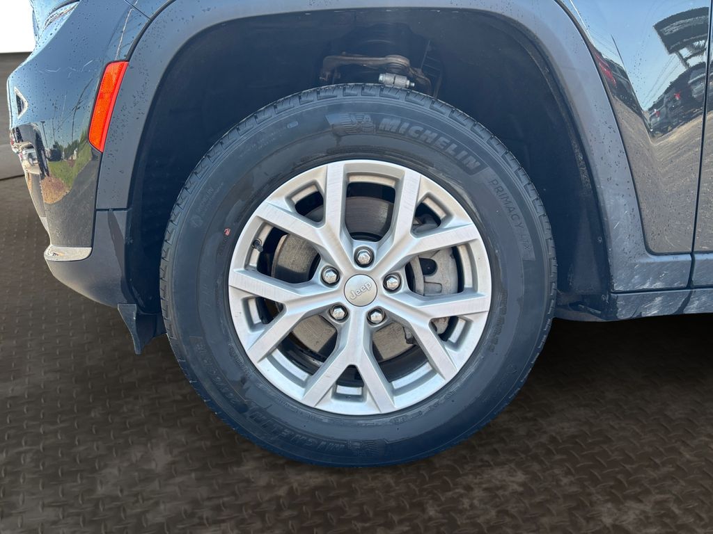 2022 Jeep Grand Cherokee L Limited Gray at Bob Ruth Ford
