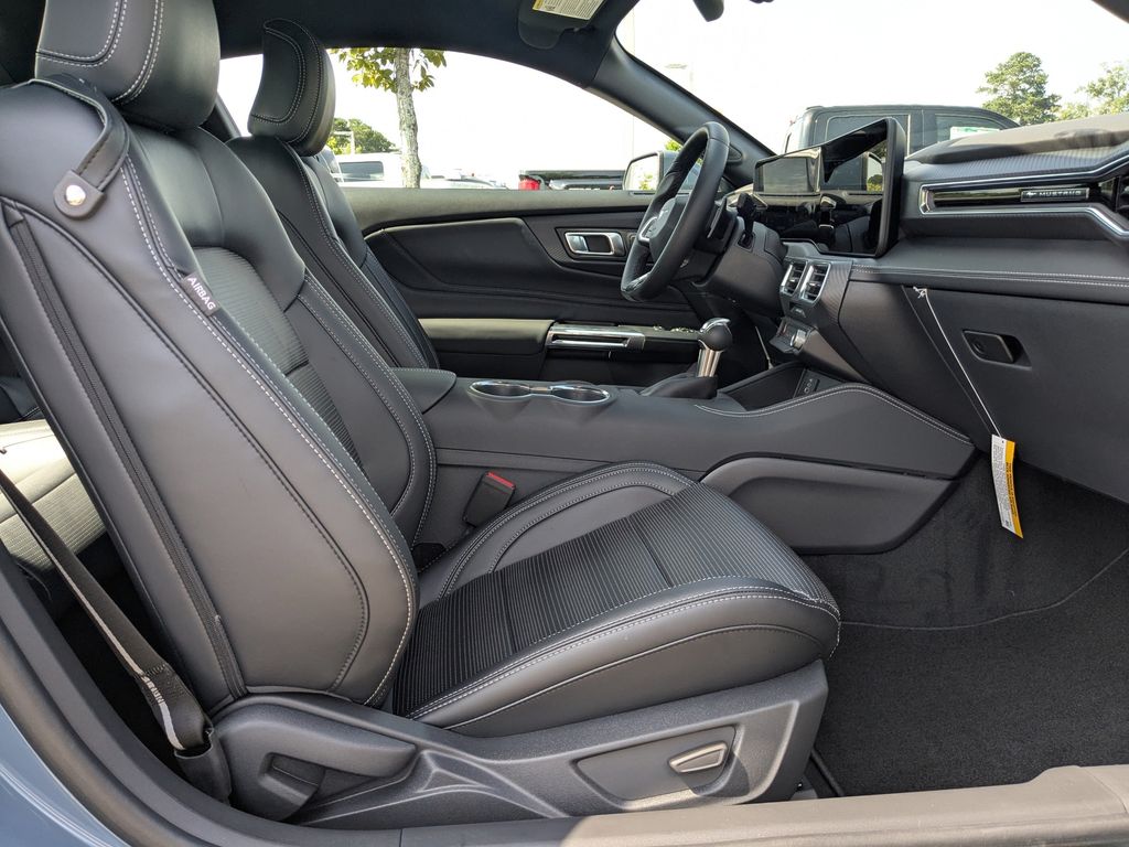 2025 Ford Mustang GT Fastback