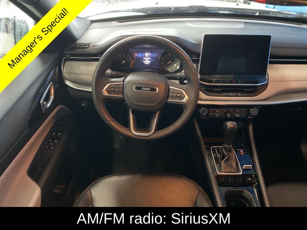 Used 2025 White Jeep Limited image 5