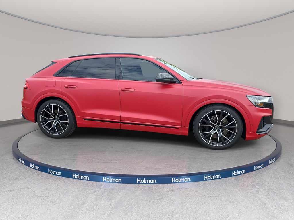 Used 2023  Audi 4.0T Prestige image 5