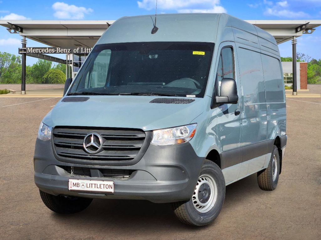 2024 Mercedes-Benz Sprinter 2500 Cargo 144 WB 1