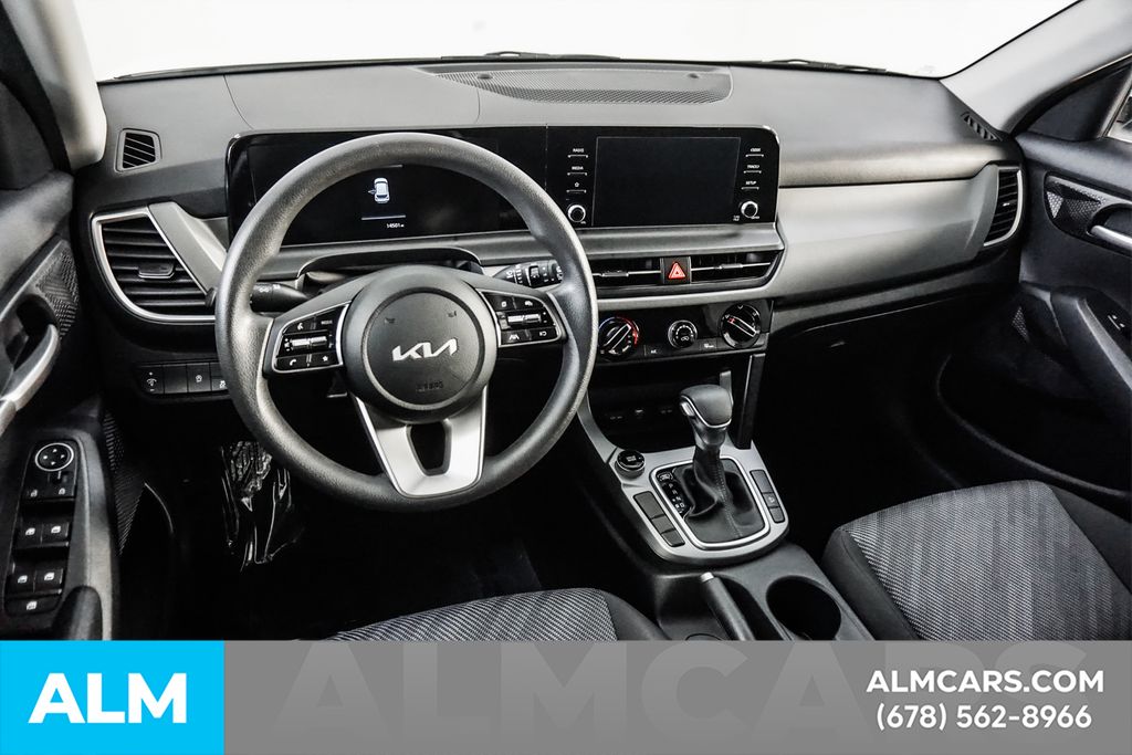 Used 2026 White Kia LX image 24