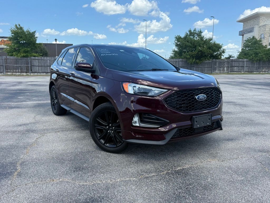 Red (Burgundy) 2021 Ford Edge SUV / Crossover Front-Wheel Drive 8-Speed Automatic