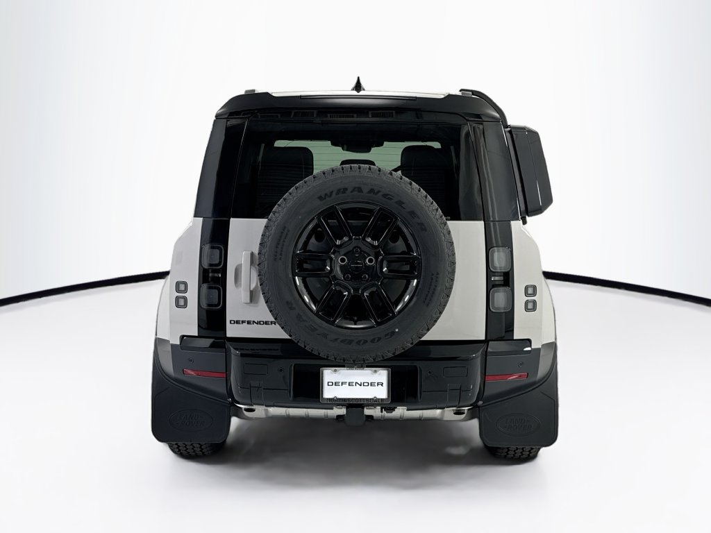 Thumbnail: 2026 Land Rover Defender - 6