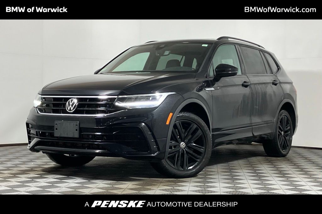 2022 Volkswagen Tiguan SE R-Line Black Hero Image