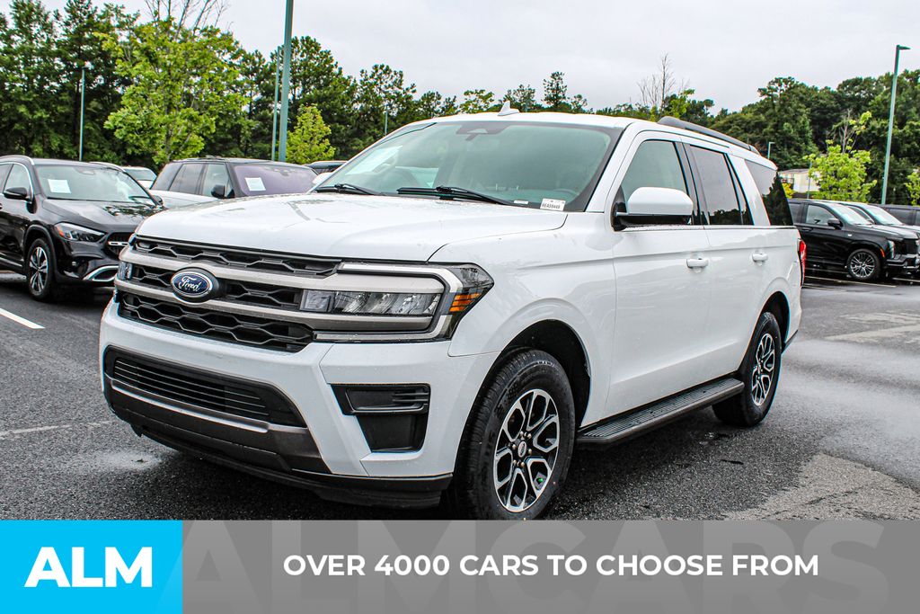 Used 2024 White Ford XLT image 2