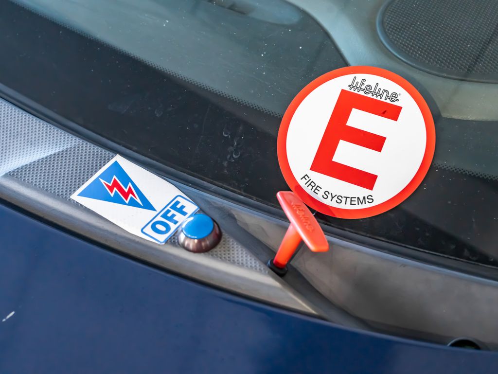 Used 2002  Porsche S image 22