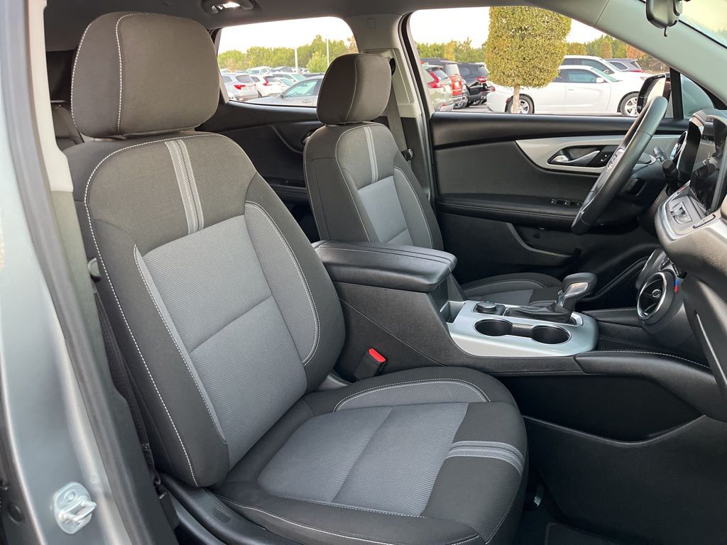 Thumbnail: 2025 Chevrolet Blazer - 27