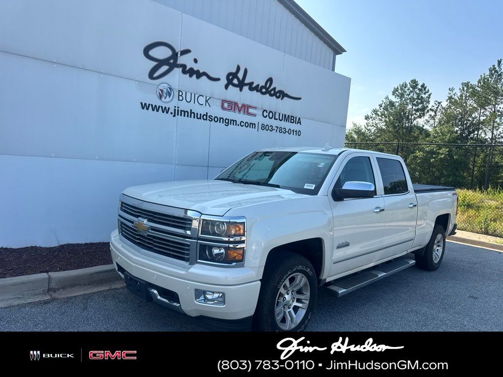 White Diamond Clearcoat 2015 Chevrolet Silverado 1500 High Country Crew Cab 4WD Pickup Truck Four-Wheel Drive 6-Speed Automatic Overdrive