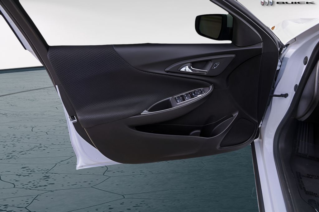 Used Car 2024 Chevrolet Malibu  Lt For Sale Under $20,000 In Austin, Texas