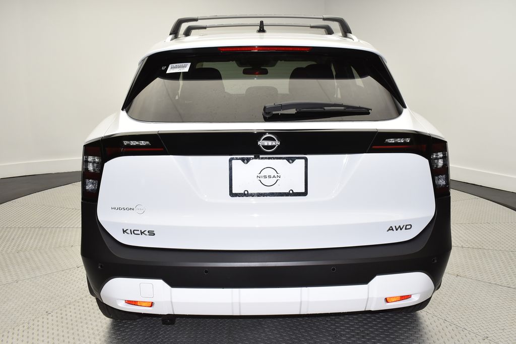 Thumbnail: 2026 Nissan Kicks - 6