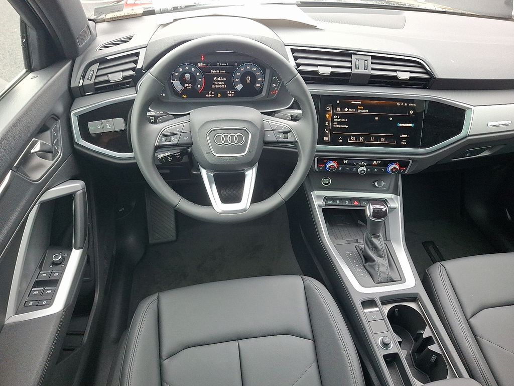 Thumbnail: 2025 Audi Q3 - 8