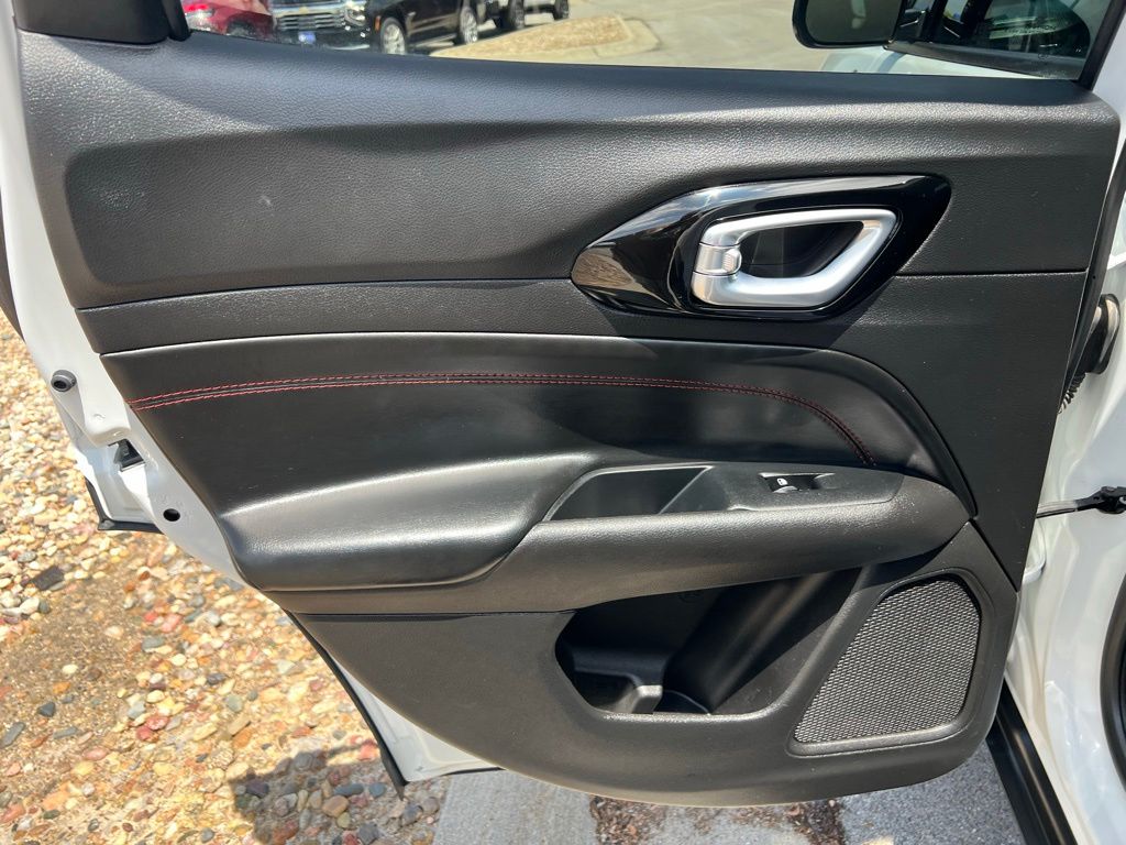 Used 2025 Jeep Compass SUV