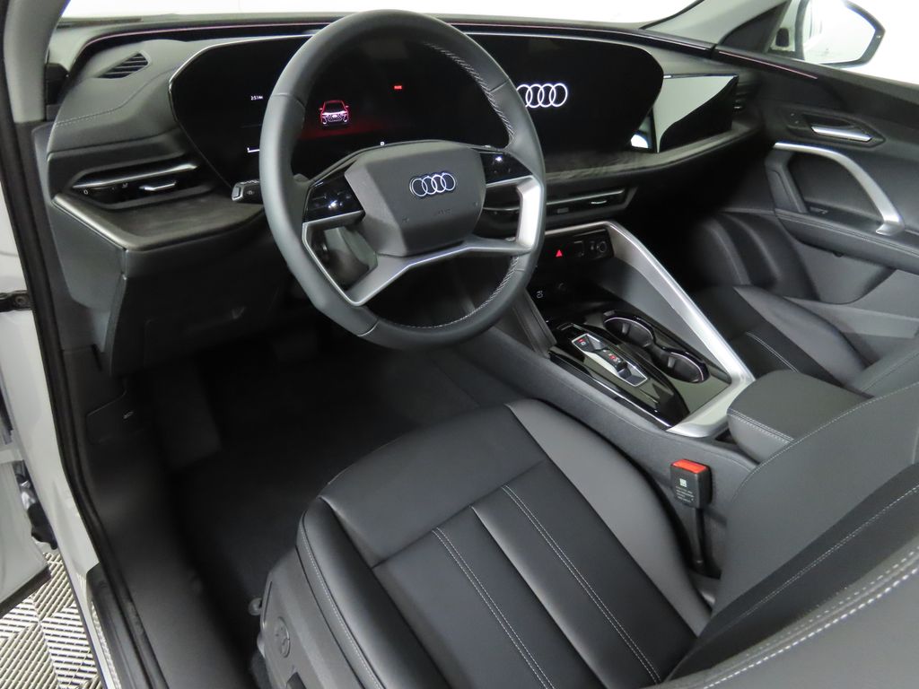 2025 Audi Q5 Premium 10
