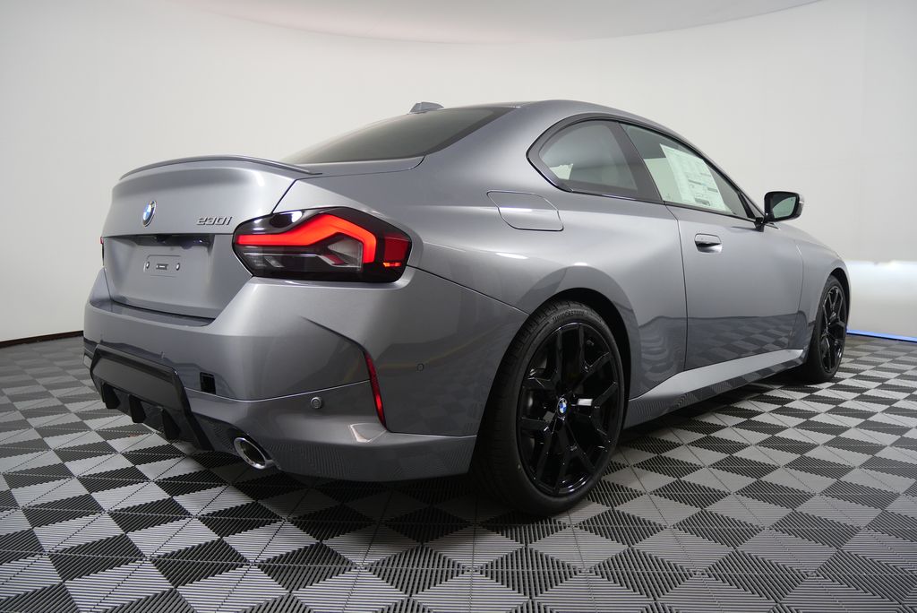 Thumbnail: 2026 BMW 2 Series - 3