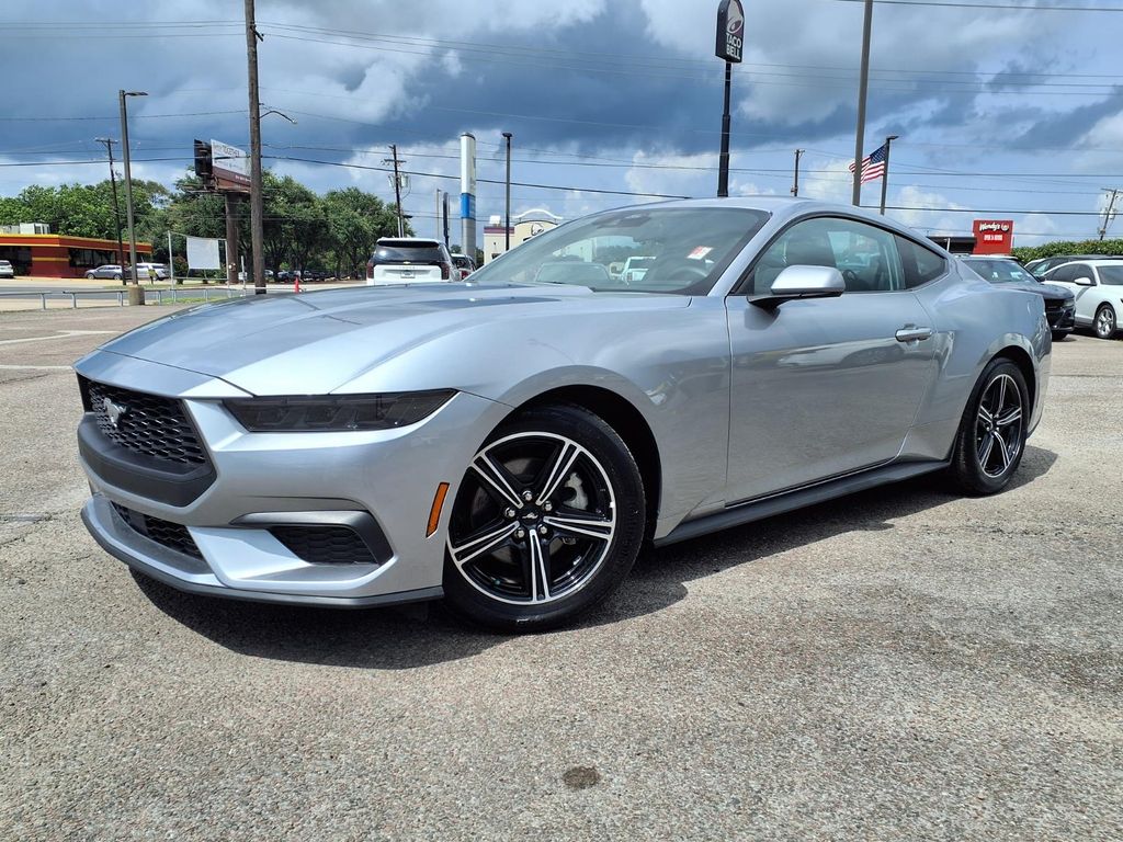 2025 Ford Mustang EcoBoost Fastback RWD
