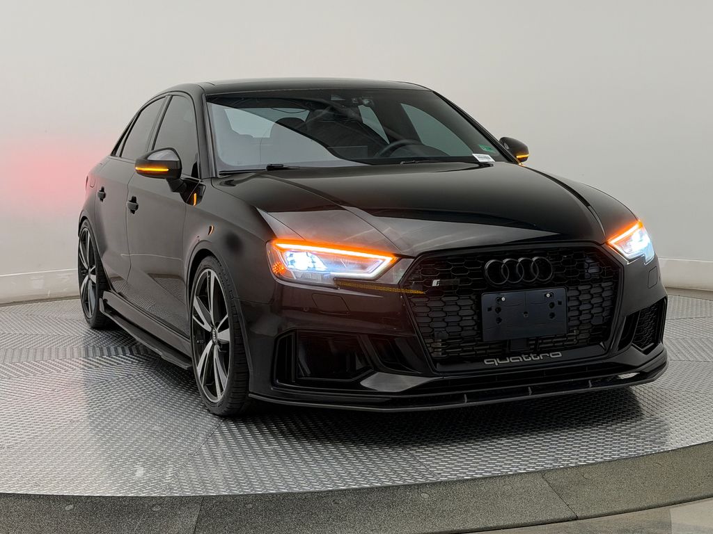 Thumbnail: 2018 Audi RS 3 - 2