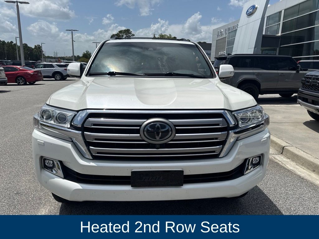 2018 Toyota Land Cruiser V8