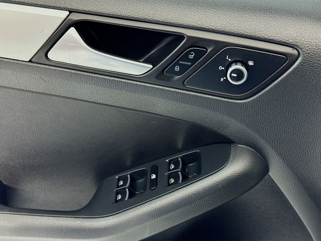 Used Car 2014 Volkswagen Jetta  1.8t Se For Sale Under $10,000 In Austin, Texas