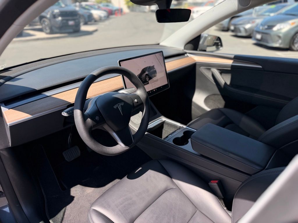 Used 2023 Tesla Model Y SUV