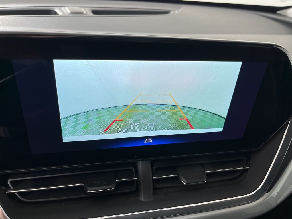 Thumbnail: 2025 Chevrolet Trax - 30