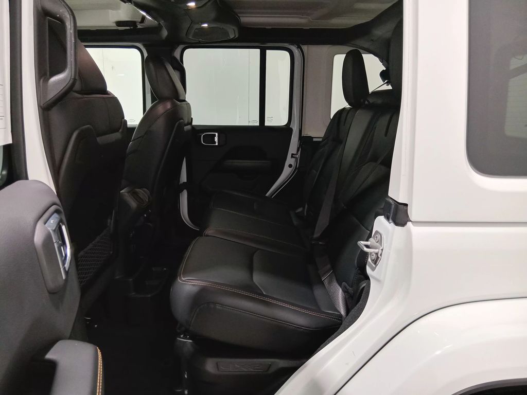 2024 Jeep Wrangler 4xe Sahara 4xe