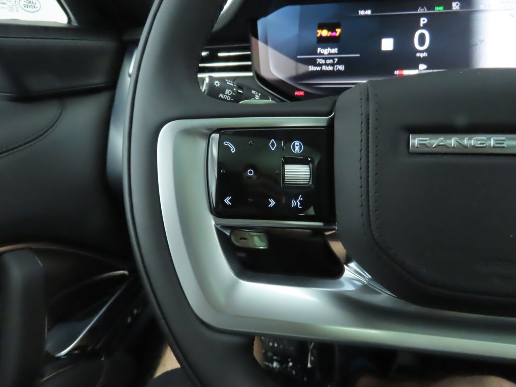 Thumbnail: 2025 Land Rover Range Rover - 11