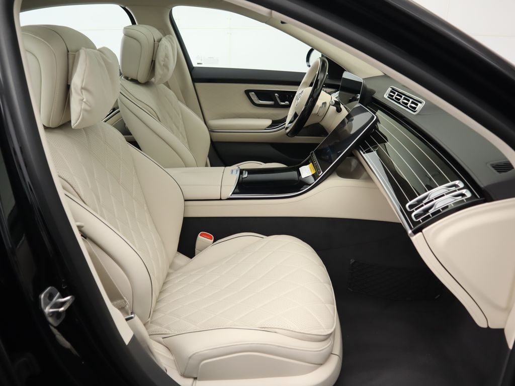 2025 Mercedes-Benz S-Class S 580 22