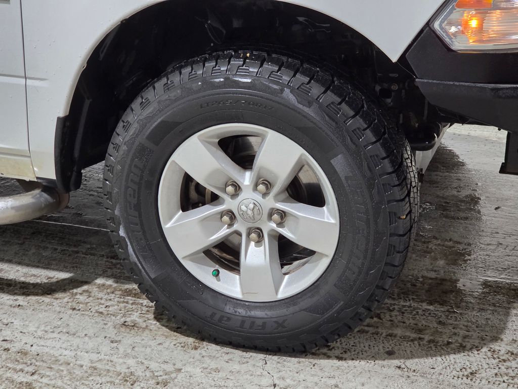 2019 RAM 1500 Classic Express photo