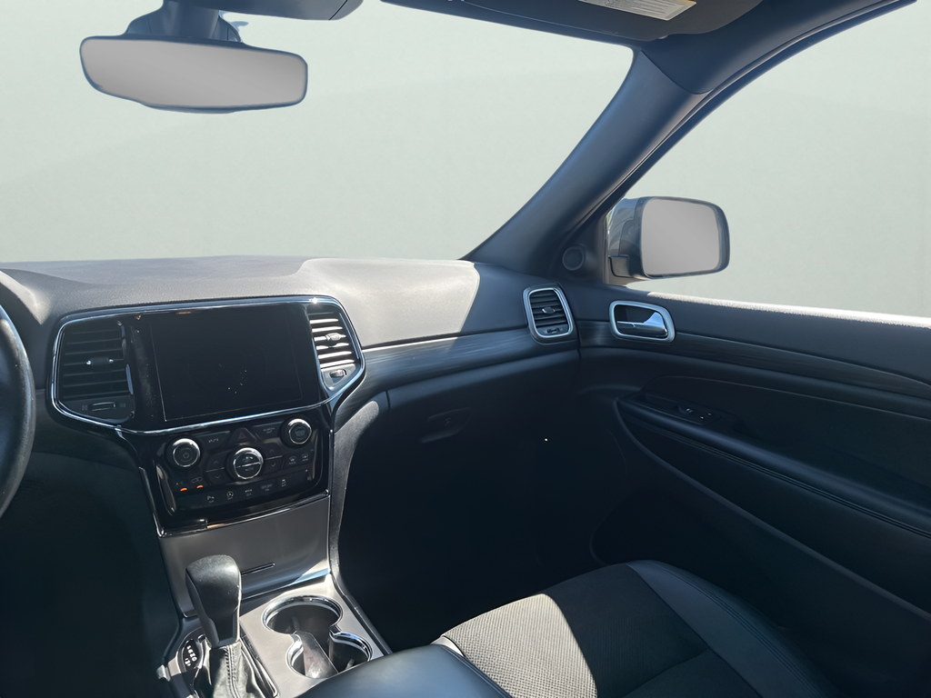 Used Car 2020 Jeep Grand Cherokee  Altitude For Sale Under $20,000 In Austin, Texas