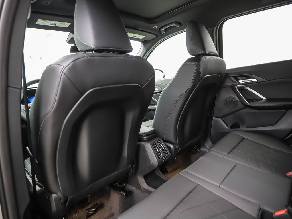 2025 BMW X1 xDrive28i 21
