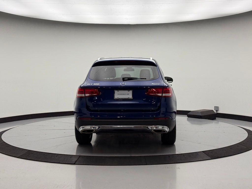 Thumbnail: 2017 Mercedes-Benz GLC - 6