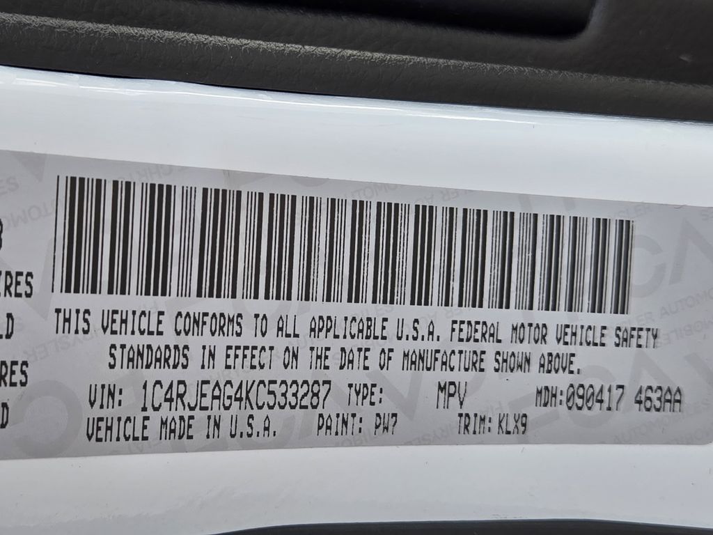 2019 Jeep Grand Cherokee Altitude White at Autostrade